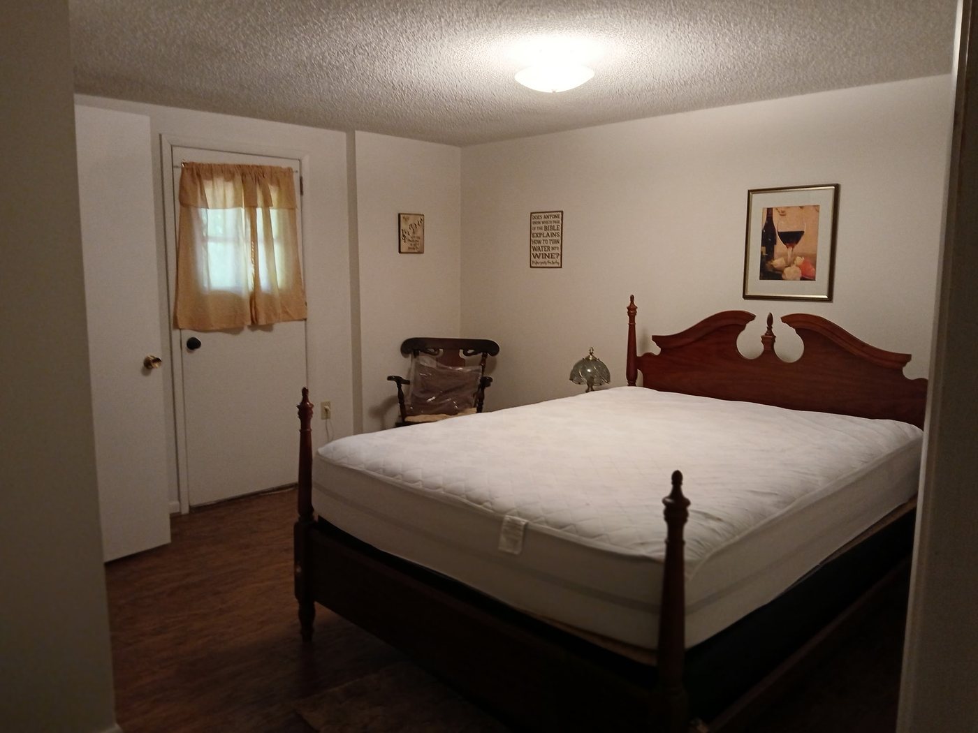Fourth Room — inside the cabin